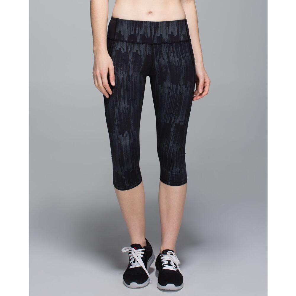 Lululemon Run: Top Speed Crop Scratch Match Black Multi Size 6